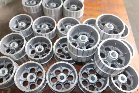 Wysokiej precyzji aluminiowe odlewy drutowe części samochodowe do maszyn przemysłowych